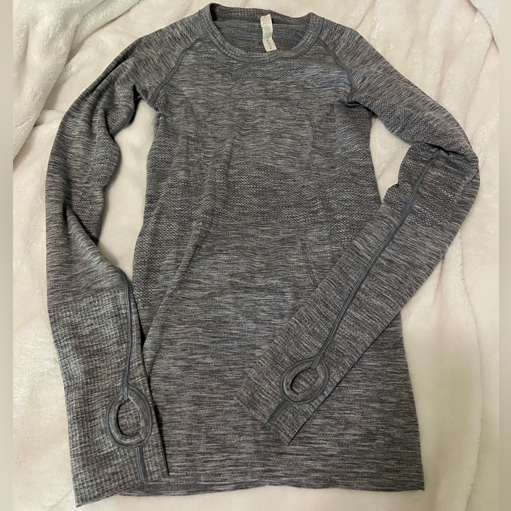 Lululemon Swiftly Tech Long Sleeve